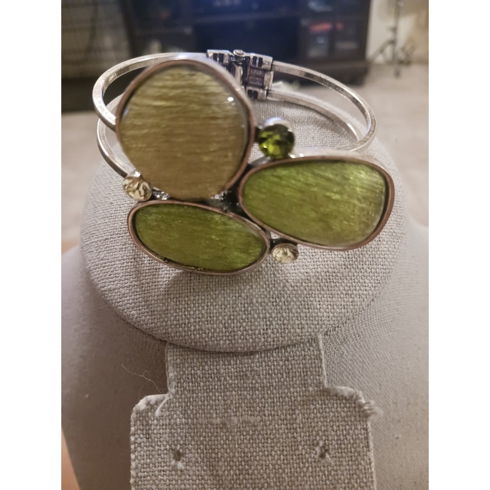 Lime Green Textured Stone Silver Tone Hinged Cuff Bracelet with Rhinestone